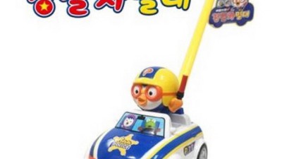 육아템 득템! 뽀로로 경찰차 밀대 후기 (할인 정보도 있어요!)